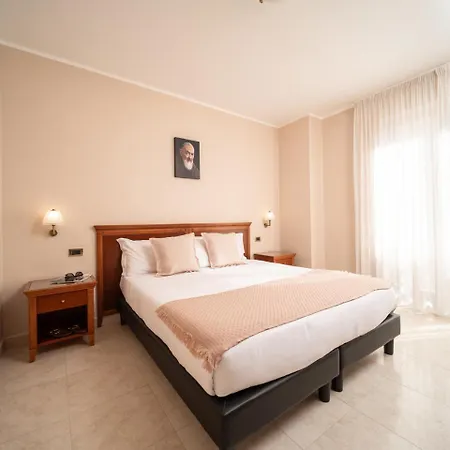 Hotel San Pio 3*